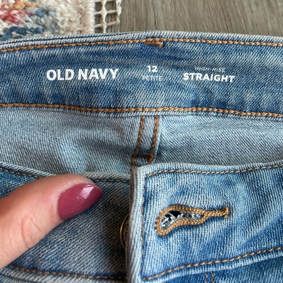 Womens Old Navy High Rise Straight Size 12 - Picture 2 of 3